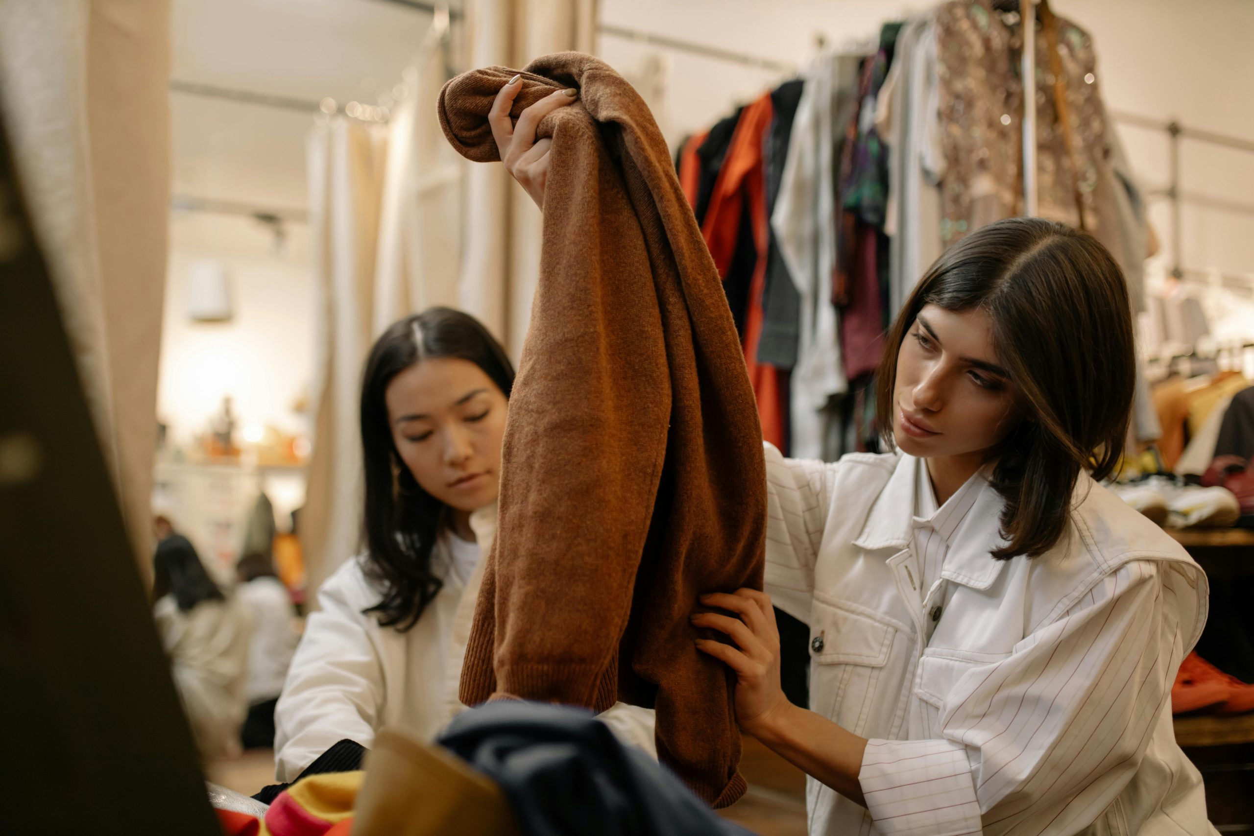 What is circular fashion & how small businesses can get involved