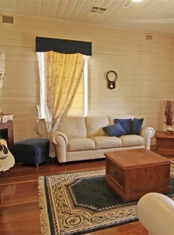 North West Sydney frontroom before